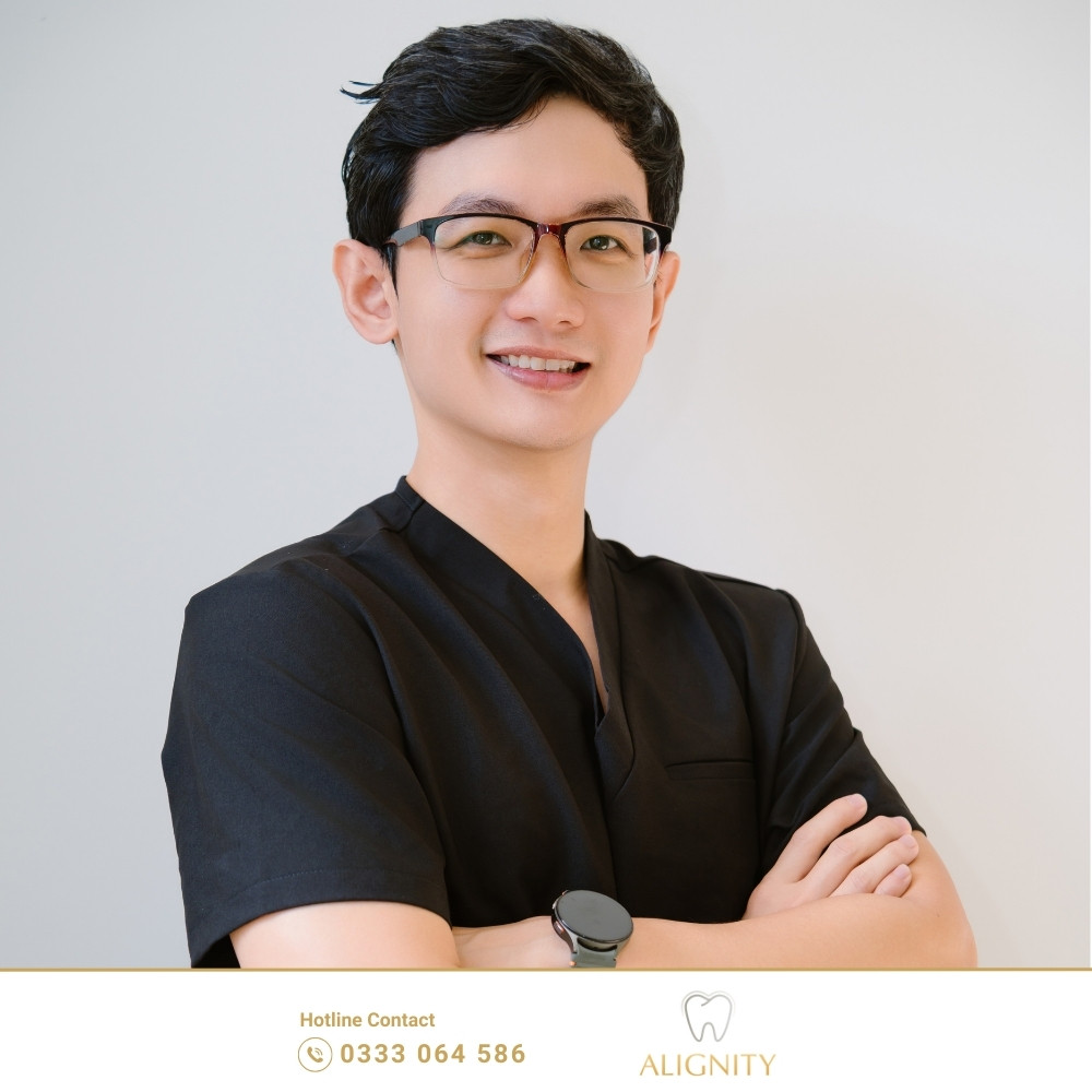 Trụ implant C-Tech Ý là gì? Cấu tạo, ưu điểm và bảng giá 2026 4 bác sĩ Nguyễn Thanh San là người trực tiếp thực hiện các ca đặt trụ implant phức tạp, đảm bảo độ chính xác